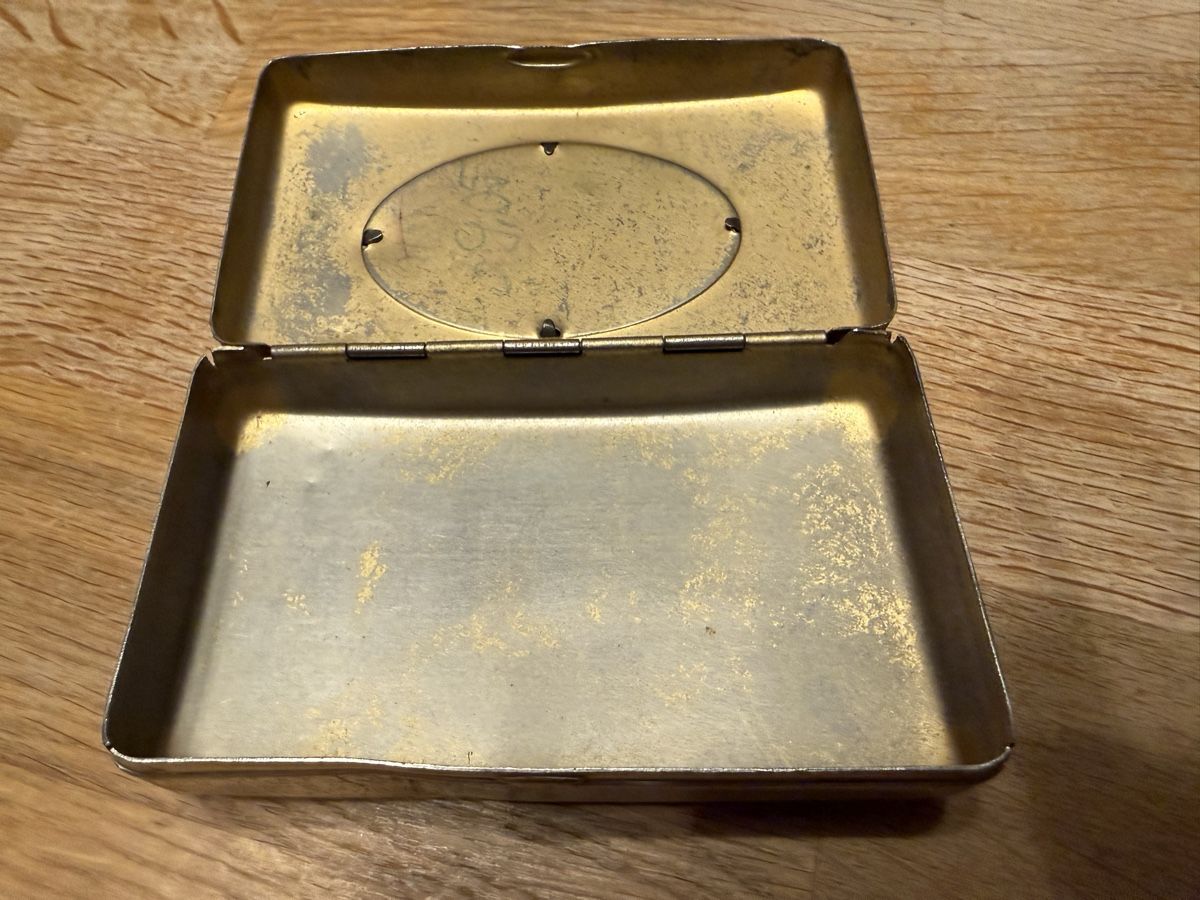 Altri Prodotti per fumatori: Alte Dose. Zigaretten Etui oder Seifen Dose? – Usato da Goldach venduto da Messerguru 5