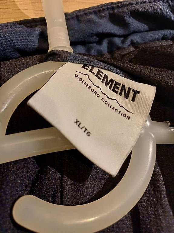 Vestes: Veste hiver Element XL  – D'occasion à Marsens par Dabo2805 4