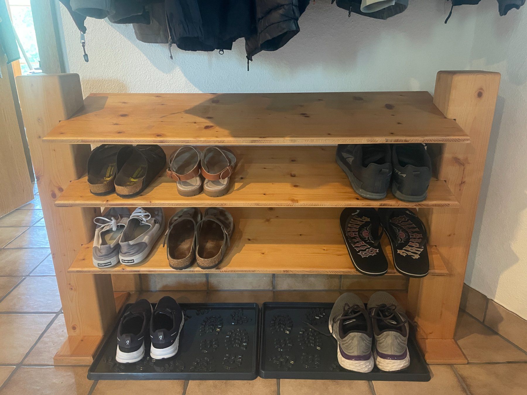 Regale: Schuhregal – Gebraucht aus Schmerikon von die_8b8m