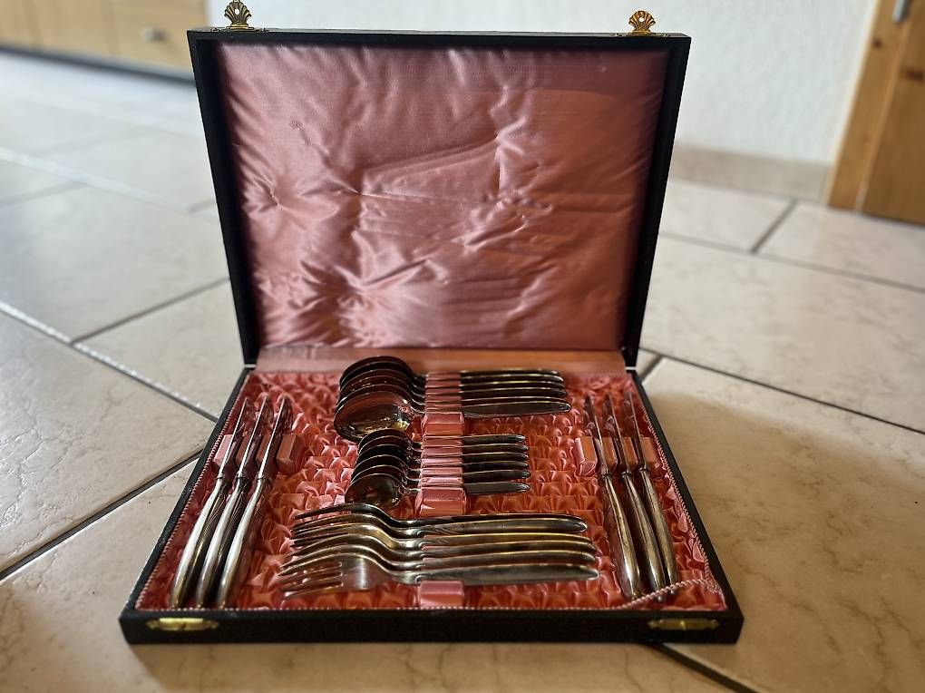 Couverts: Versilbertes Besteck Set – D'occasion à Wenslingen par Corrinella