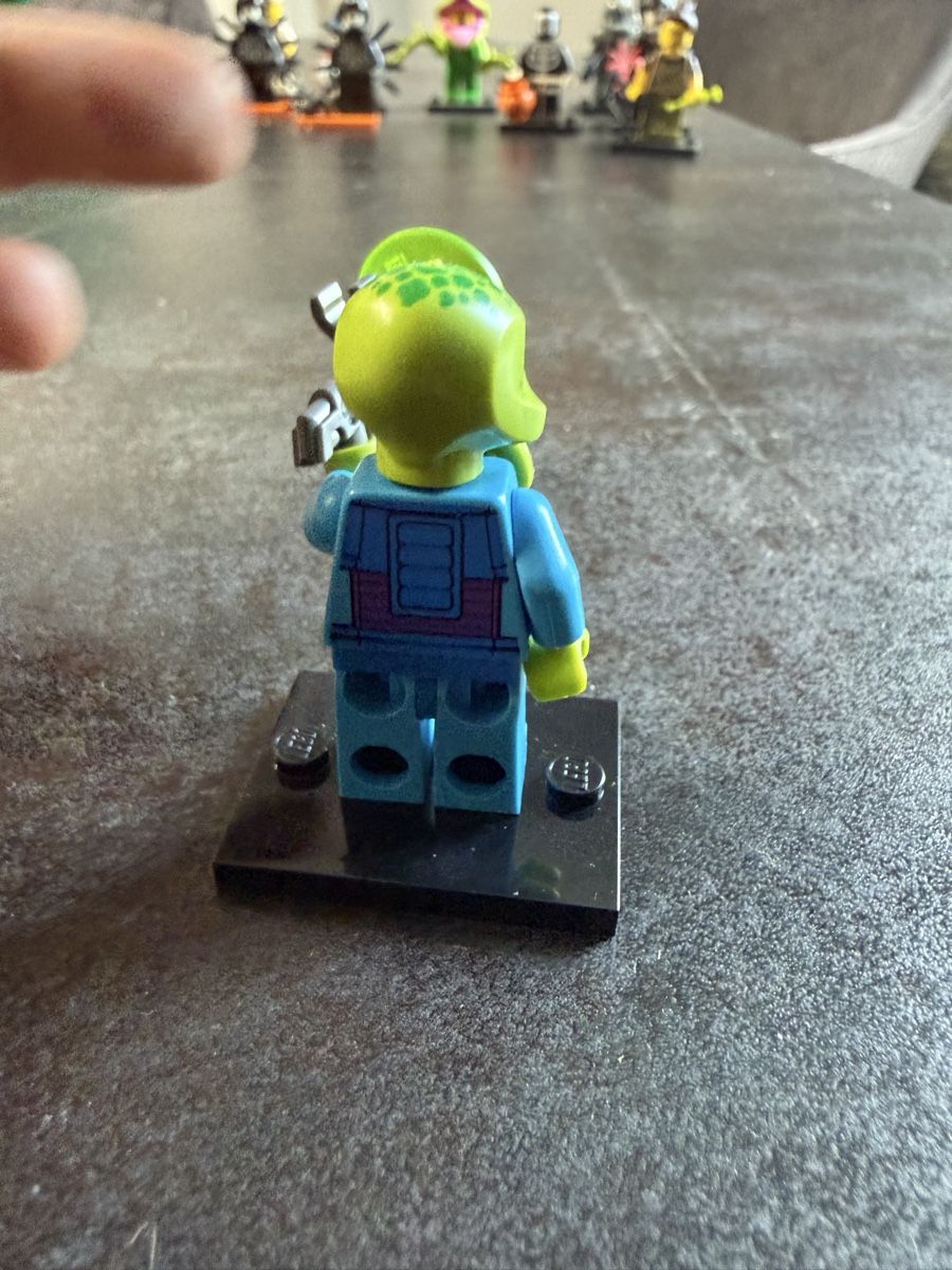 Lego Statuette: Lego Alien Trooper Minifigures Serie 13 – Nuovo (secondo la descrizione) da Wettingen venduto da NickInc 3