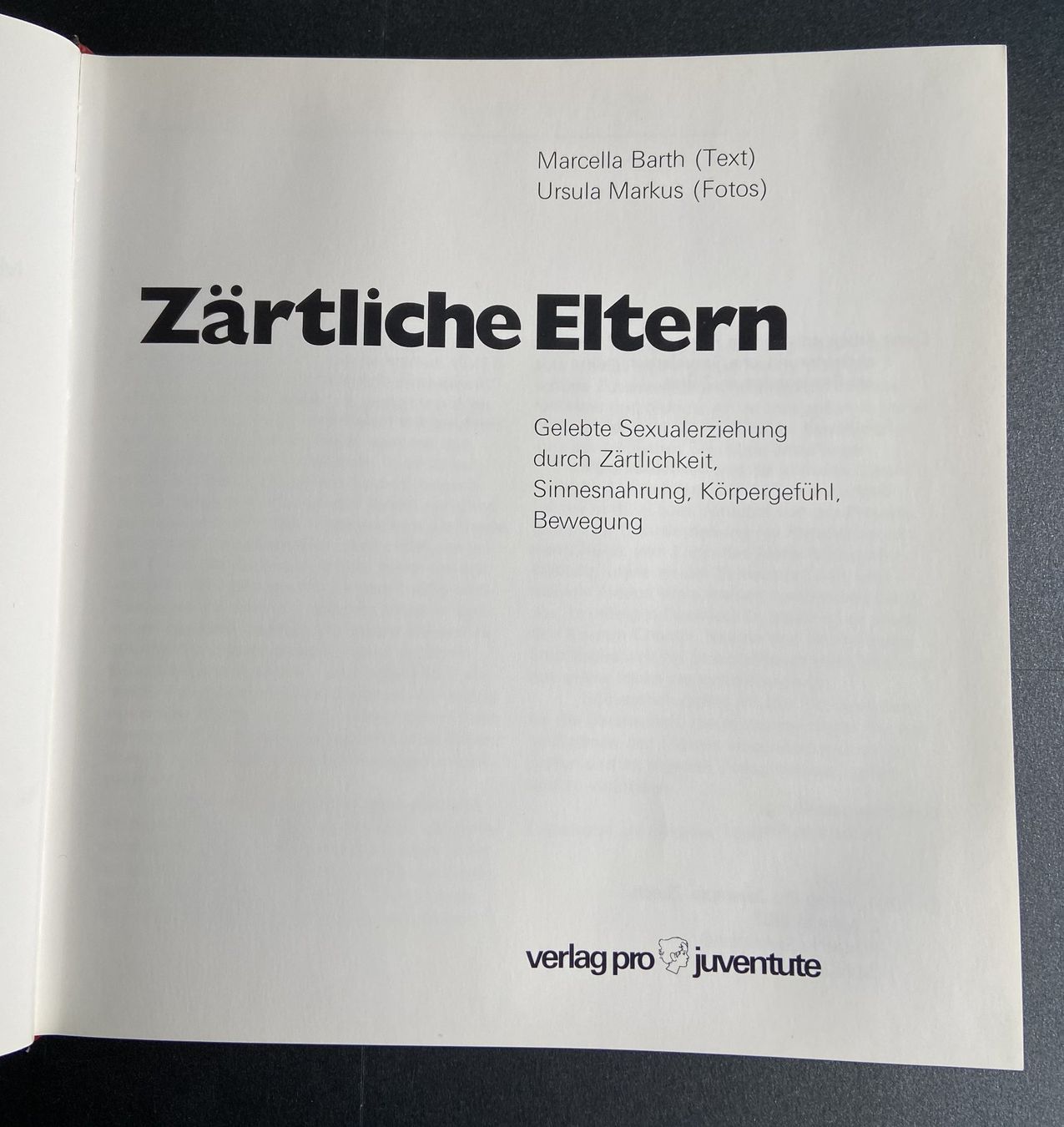 Livres: Buch "Zärtliche Eltern" – D'occasion à Böckten par Hansi36 1