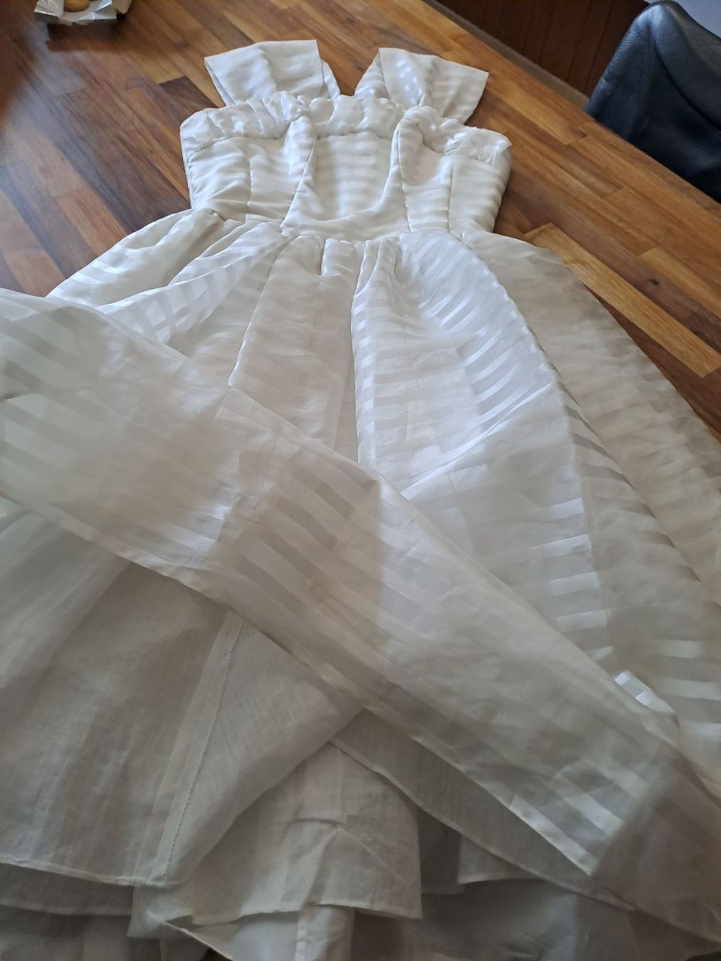 Vestiti: Vintage Brautkleid Gr.ca.S – Usato da Emdthal venduto da kasira 1