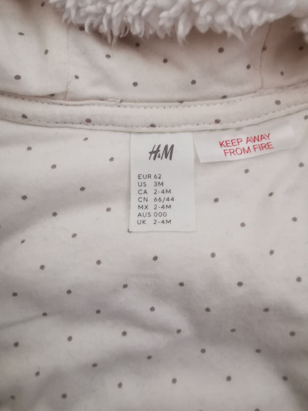 H&M Pagliaccetti: Babyoverall aus Teddyfleece  – Nuovo (secondo la descrizione) da Wagen venduto da nkn_gt8n 1