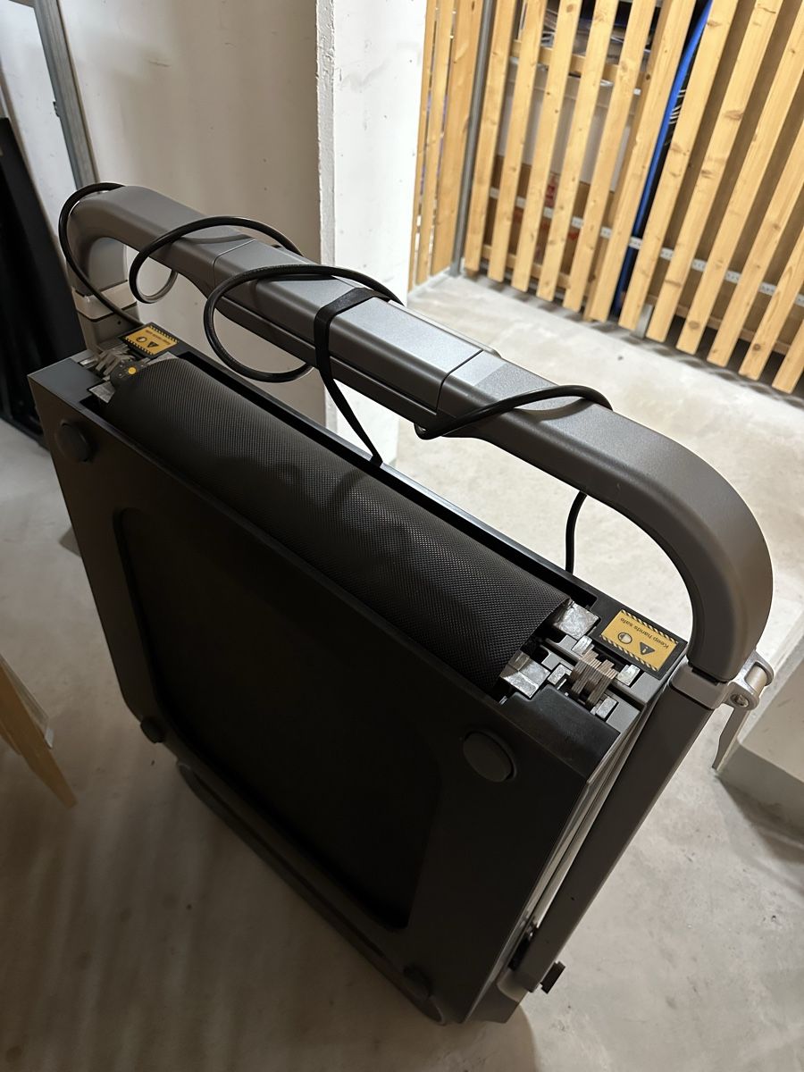 Vélos d'appartement: Folding Treadmill, Grey and Black. – D'occasion à Zürich par sibruno 3