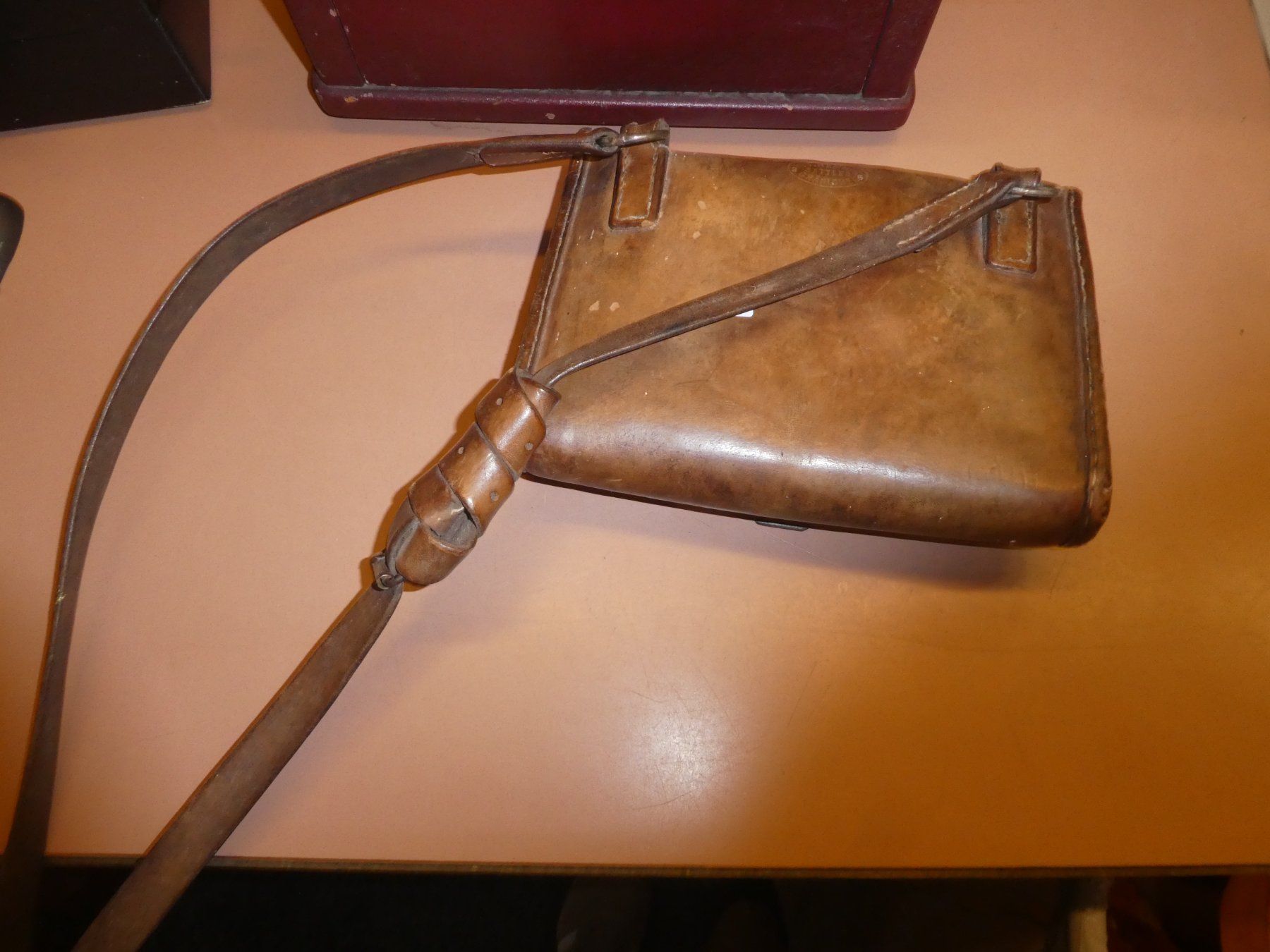 Schweizer Armee Taschen: Militärtasche Schultertasche – Gebraucht aus Chur von Diversico2010 2