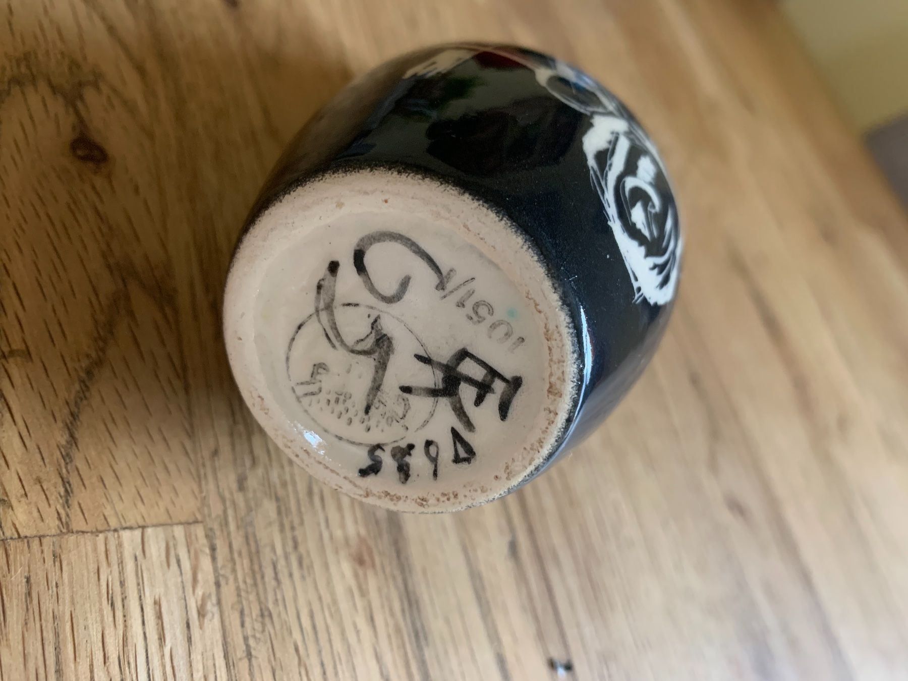 Vasen & Gefässe: Kleine Vase – Gebraucht aus Flawil von Naphtali 6
