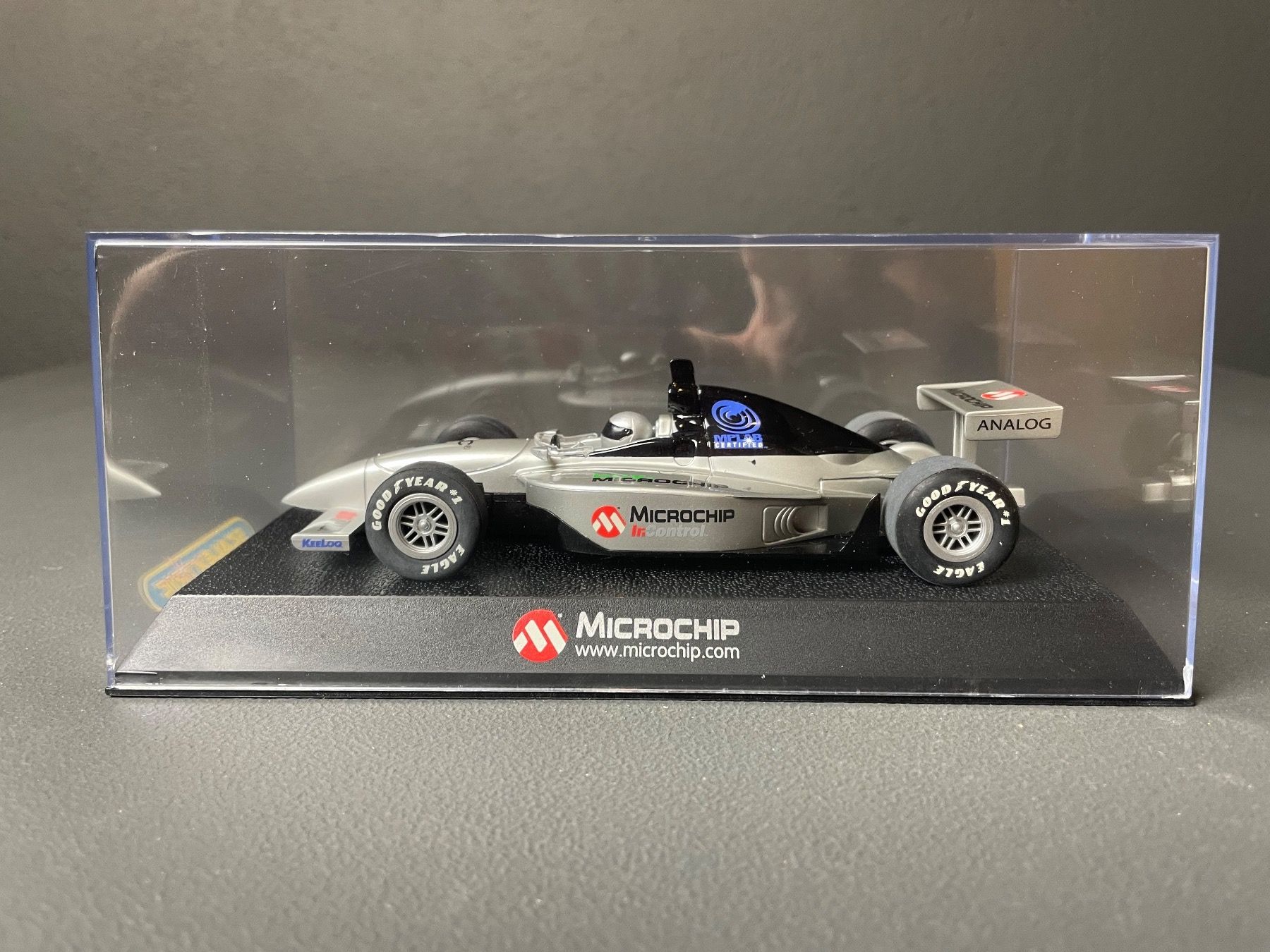 Carrera Piste: Scalextric C2627 MICROCHIP Dallara Indy #1 Extremely Rare! – Nuovo (secondo la descrizione) da Genthod venduto da lightyear63 2