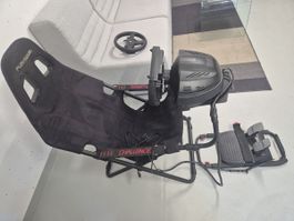 Playseat mit Thrustmaster T300 RS GT Edition
