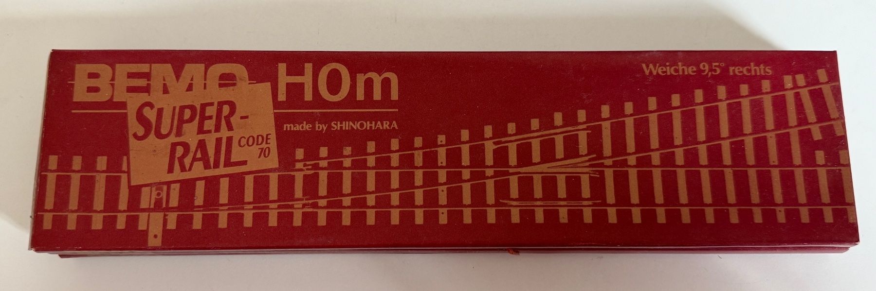 Bemo Modellini di ferrovie: Bemo Weiche rechts 9.5° Art. 4294 607 – Nuovo e nell'imballaggio originale da Samedan venduto da Gischpel25