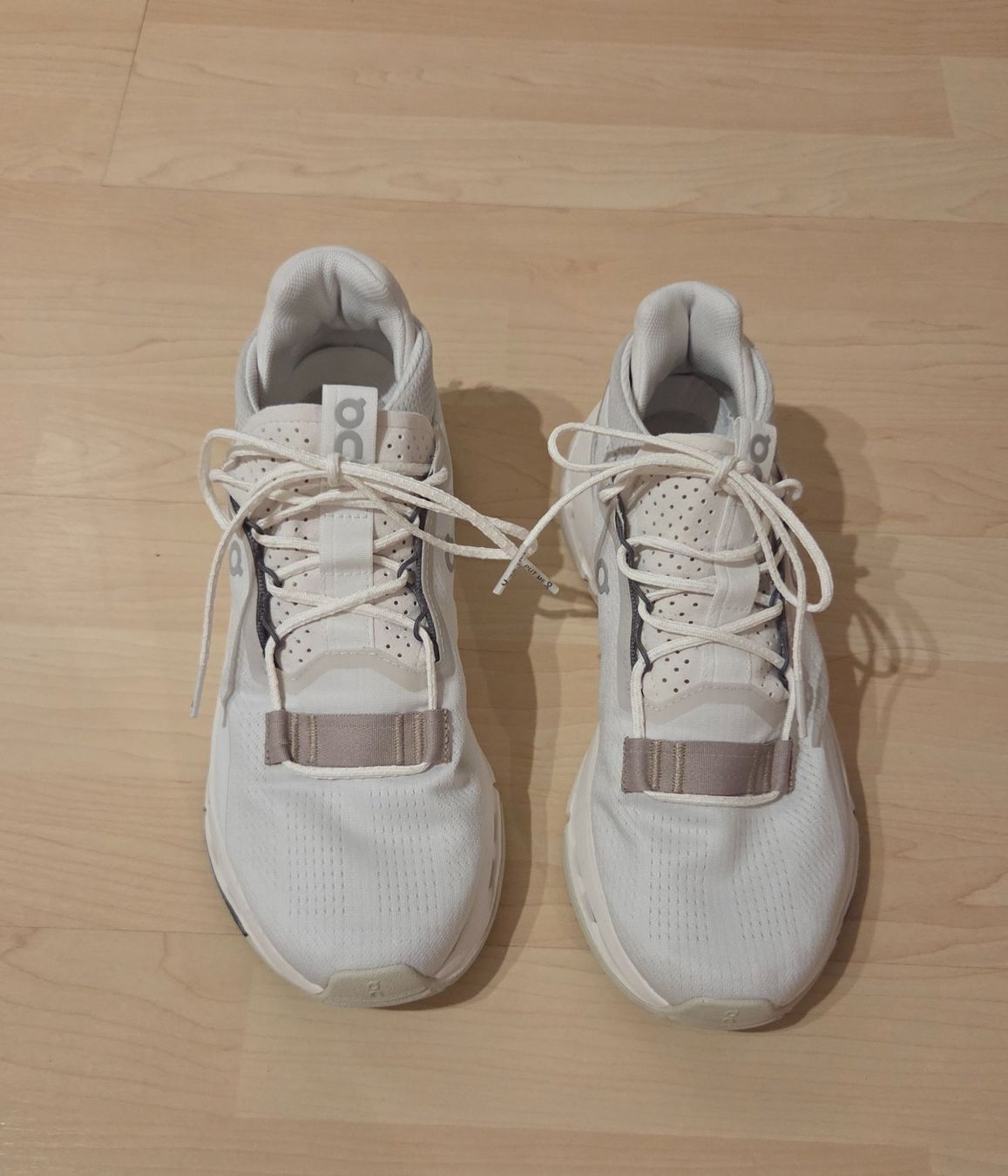 On Damenschuhe: ON-Sneaker "Cloudnova 2" (Grösse 40.5) – Gebraucht aus Zürich von wile_coyote
