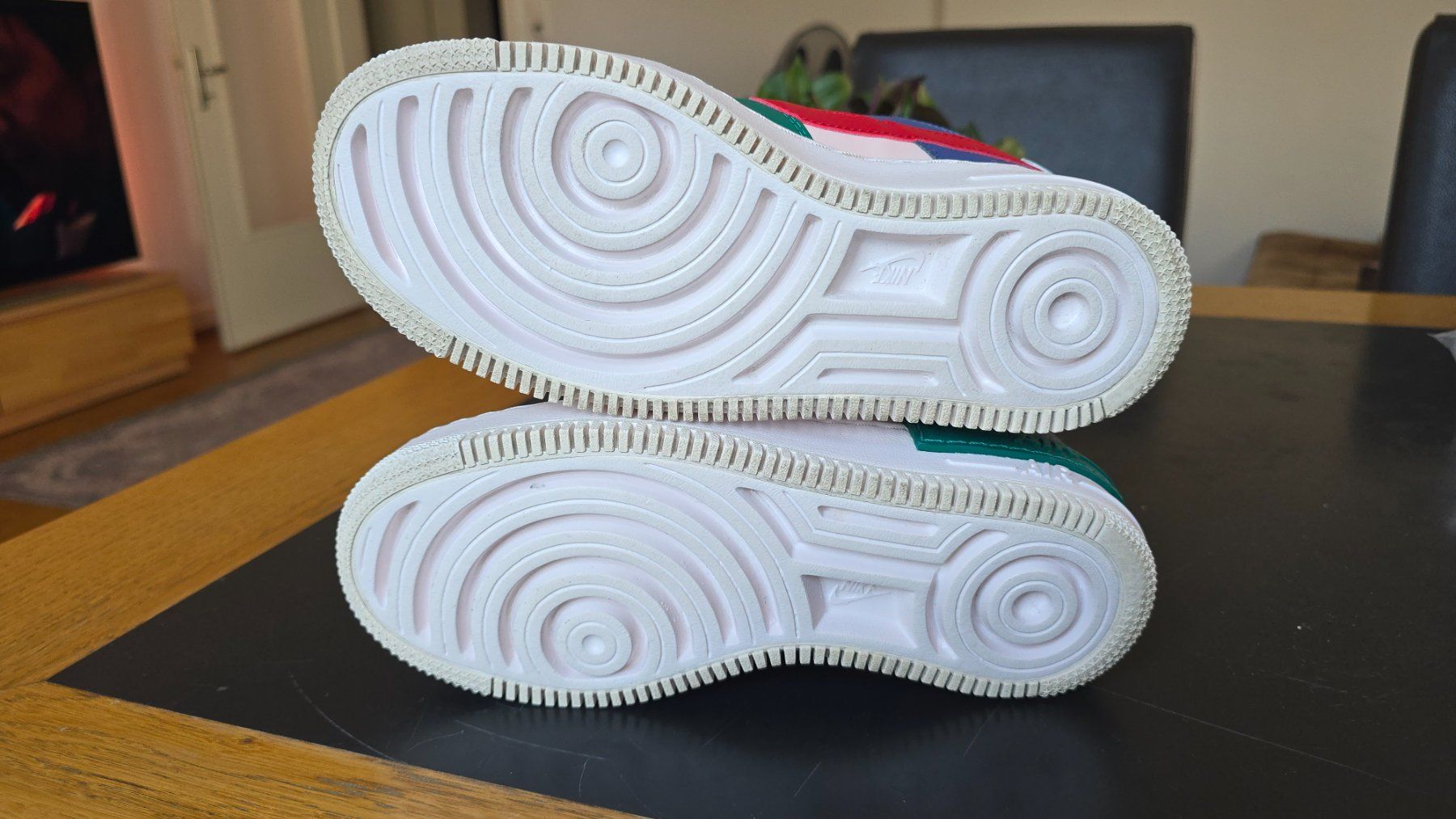 Nike Scarpe da uomo: Nike Air Force 1 schuhe EU 36.5 – Nuovo (secondo la descrizione) da Wallisellen venduto da theblacksheep 5