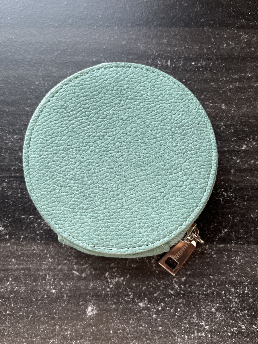 Portemonnaie: Porte-monnaie rond vert d'eau - Pull&bear – Gebraucht aus Le Locle von Ophelhugy 1