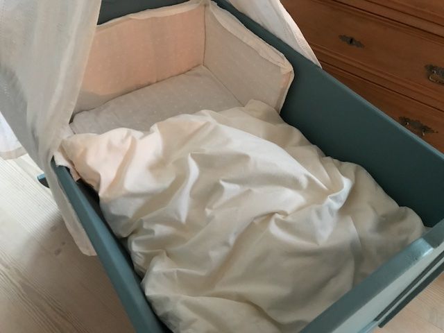 Letti: Schöne antike Holzwiege – Usato da Uetliburg SG venduto da lelula 2