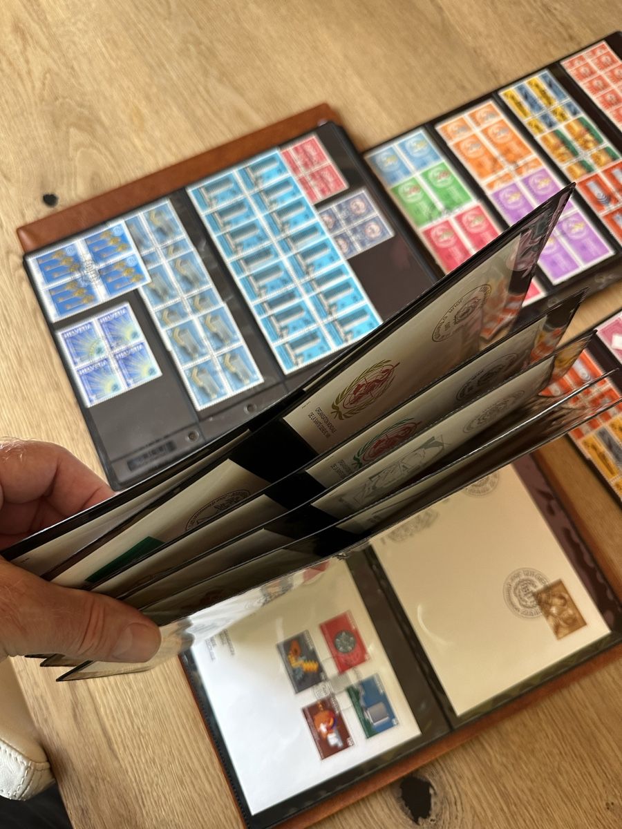 Tous les timbres: Schweiz - grosse Ämter Sammlung auf 44 Seiten im gut erhalte – D'occasion à Schmitten / FR par Samsara169 9