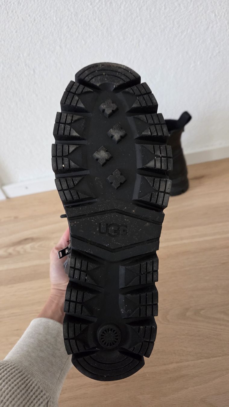 Ugg Damenschuhe: Ugg Lederboots – Neu (gemäss Beschreibung) aus Winznau von Lauralavera1 3