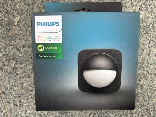Philips Interruttori: Philips Hue Outdoor Sensor neu – Nuovo e nell'imballaggio originale da Ebmatingen venduto da desalli