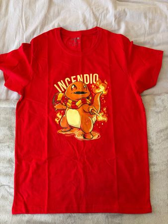 Red T-Shirt w/ Charmander Graphic - Size M