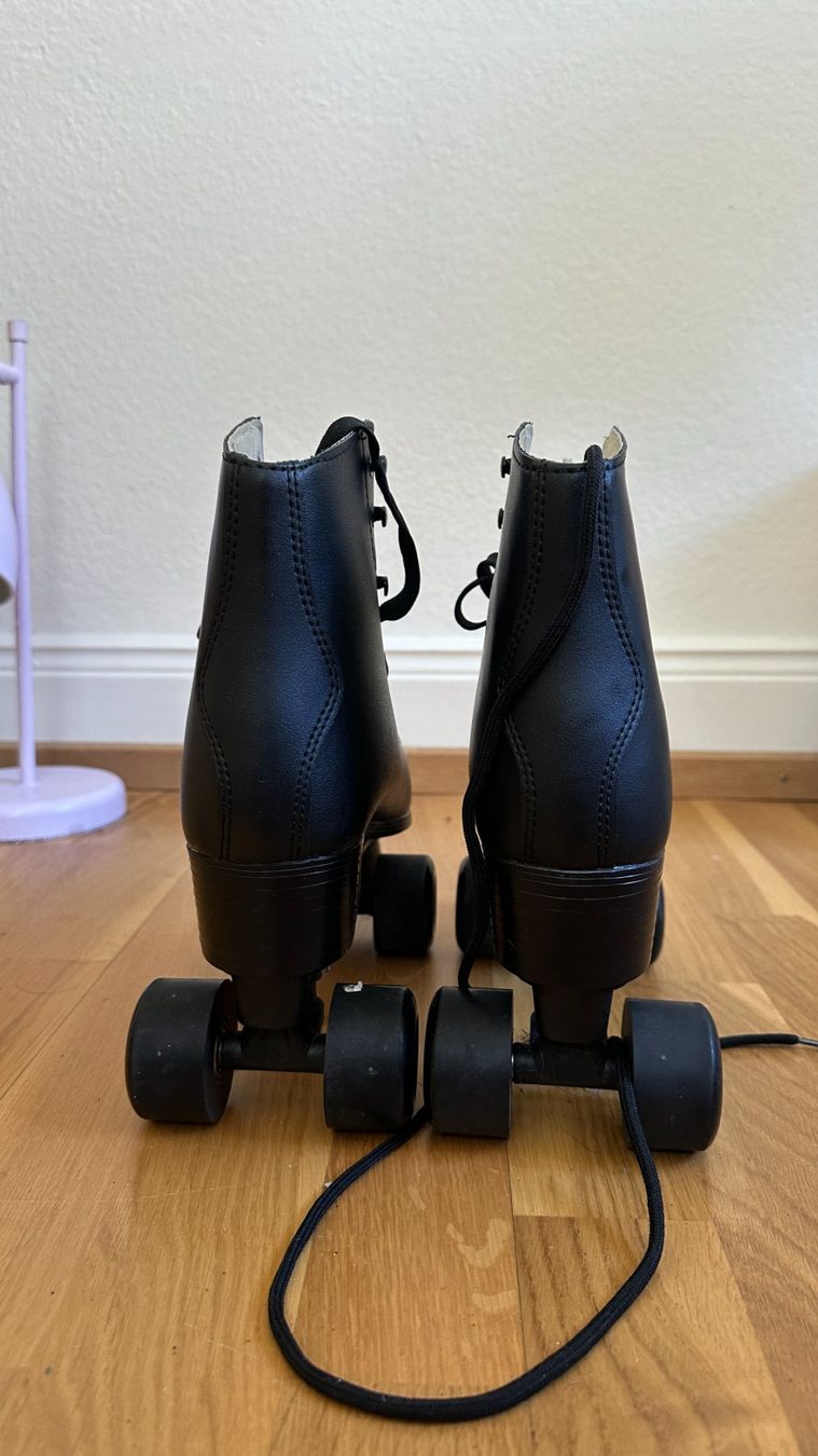 Pattini in linea & Pattini a rotelle: Rollschuhe schwarz – Usato da Zürich venduto da jos_m5nr 2