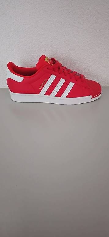 Scarpe da donna: Adidas Superstar rot weiss gold – Usato da Horw venduto da broklyn81 1