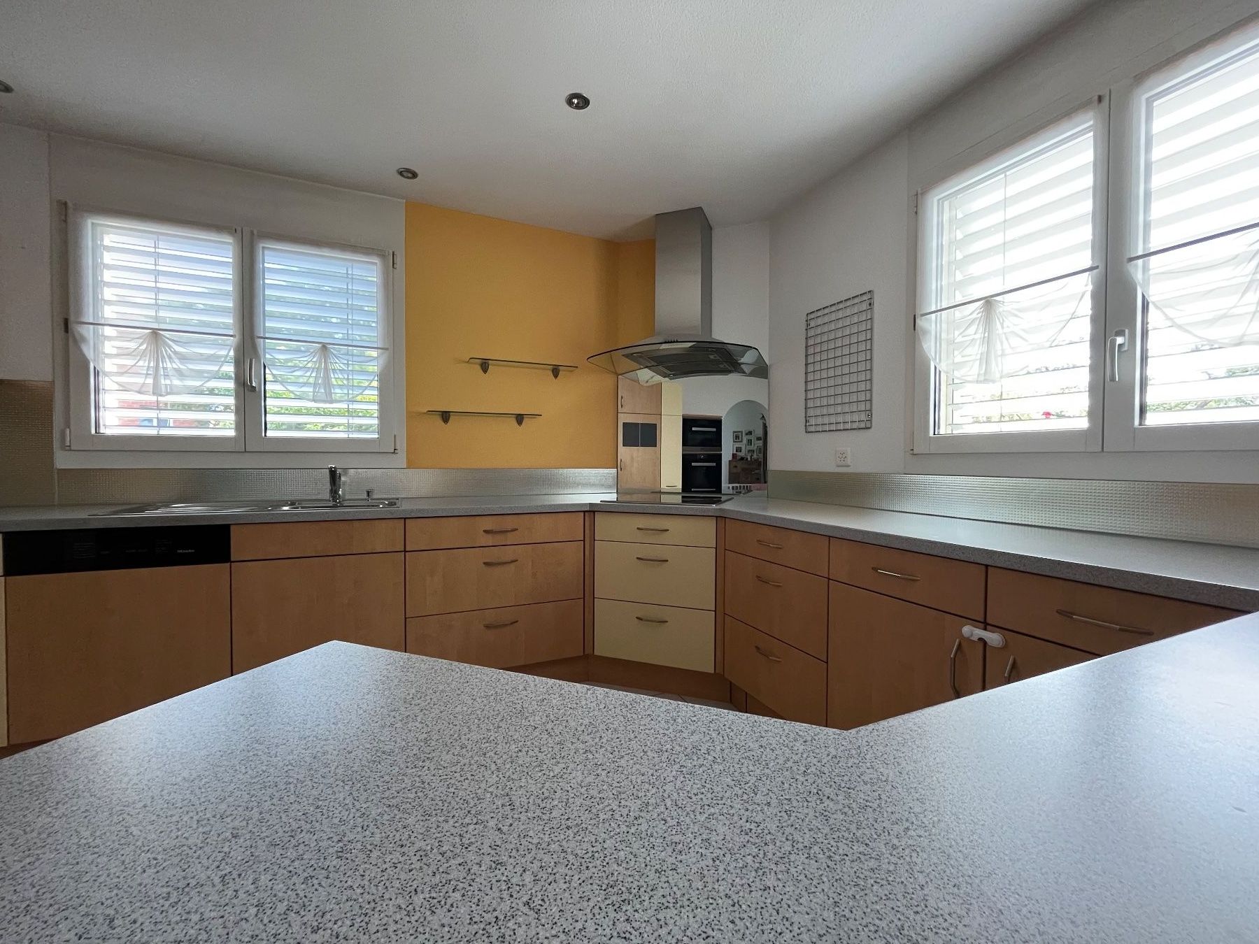 Cucine complete: Gebrauchte Küche mit teilweise neuen Geräten – Usato da Neuenkirch venduto da lar_qw55 2