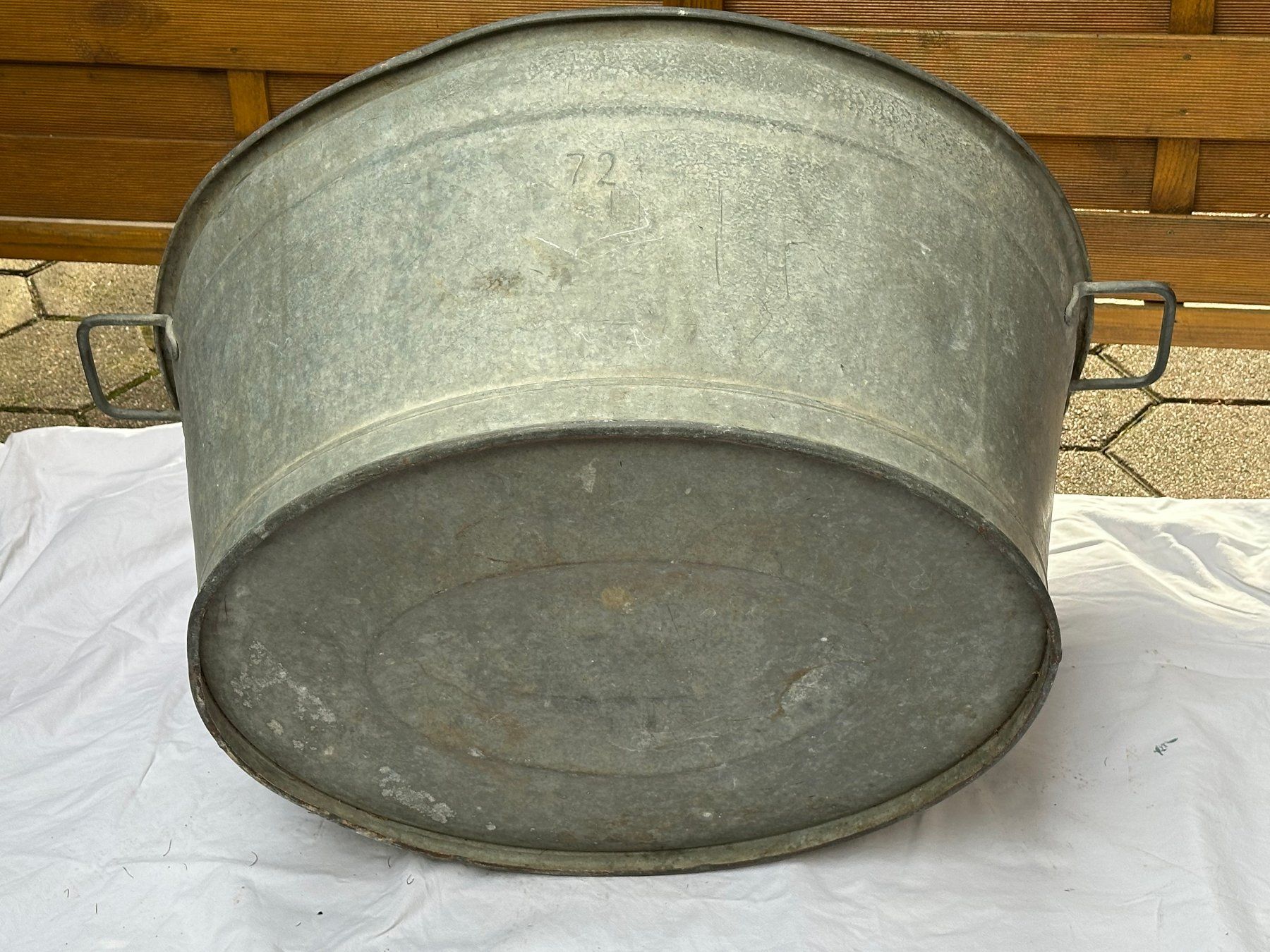 Altre Decorazioni per giardino: Alte Zink Zuber Gelte Eimer Wanne 72 Liter – Usato da Flüelen venduto da Amazona03 6