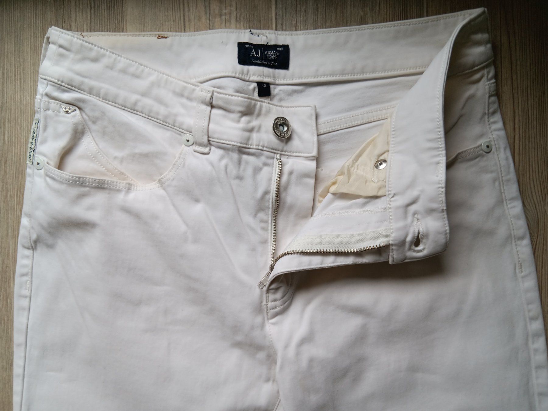 Armani Jeans: AJ ARMANI JEANS Jeans taille / Grosse 30 – Usato da Cossonay-ville venduto da Super-Price-Quality 4