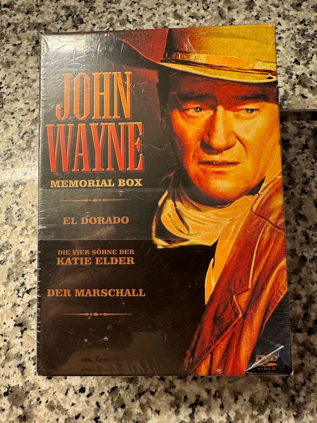 Tutti i DVDs: John Wayne Memorial Box – Nuovo e nell'imballaggio originale da Zug venduto da mida03
