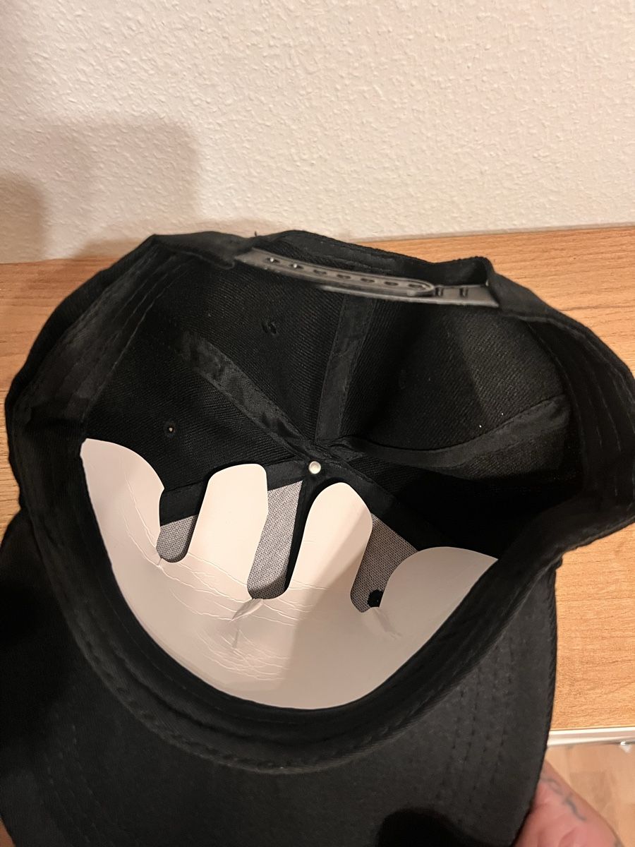 Copricapi, berretti & cappellini: Cap mit Totenkopf – Nuovo e nell'imballaggio originale da Flumenthal venduto da 19Frei.Wild93 1