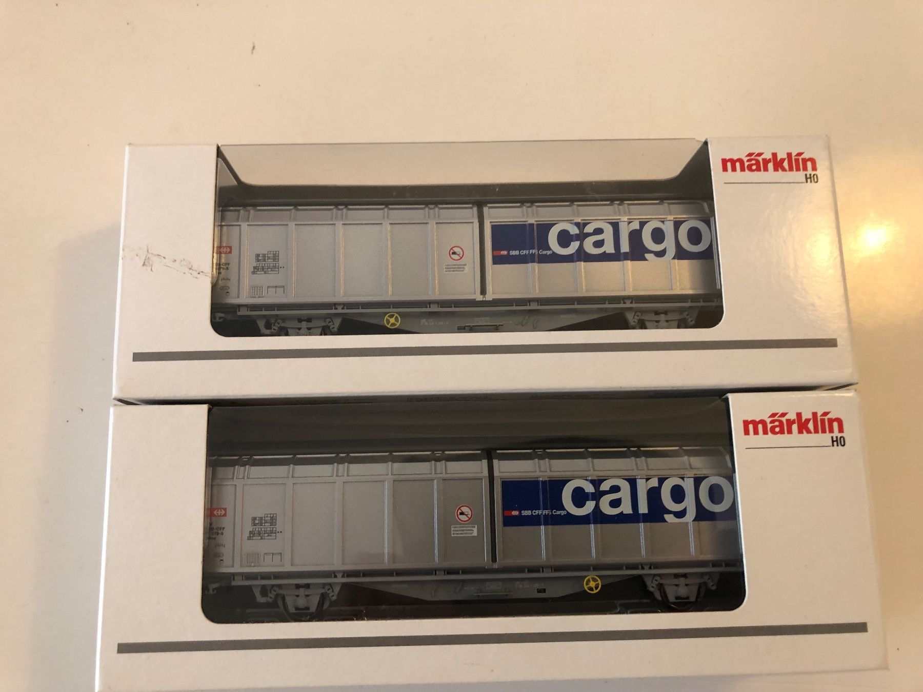 Märklin Modellini di ferrovie: Märklin 2er Set 48025 Cargo Gleichstrom NEU – Nuovo e nell'imballaggio originale da Ostermundigen venduto da Garmin03