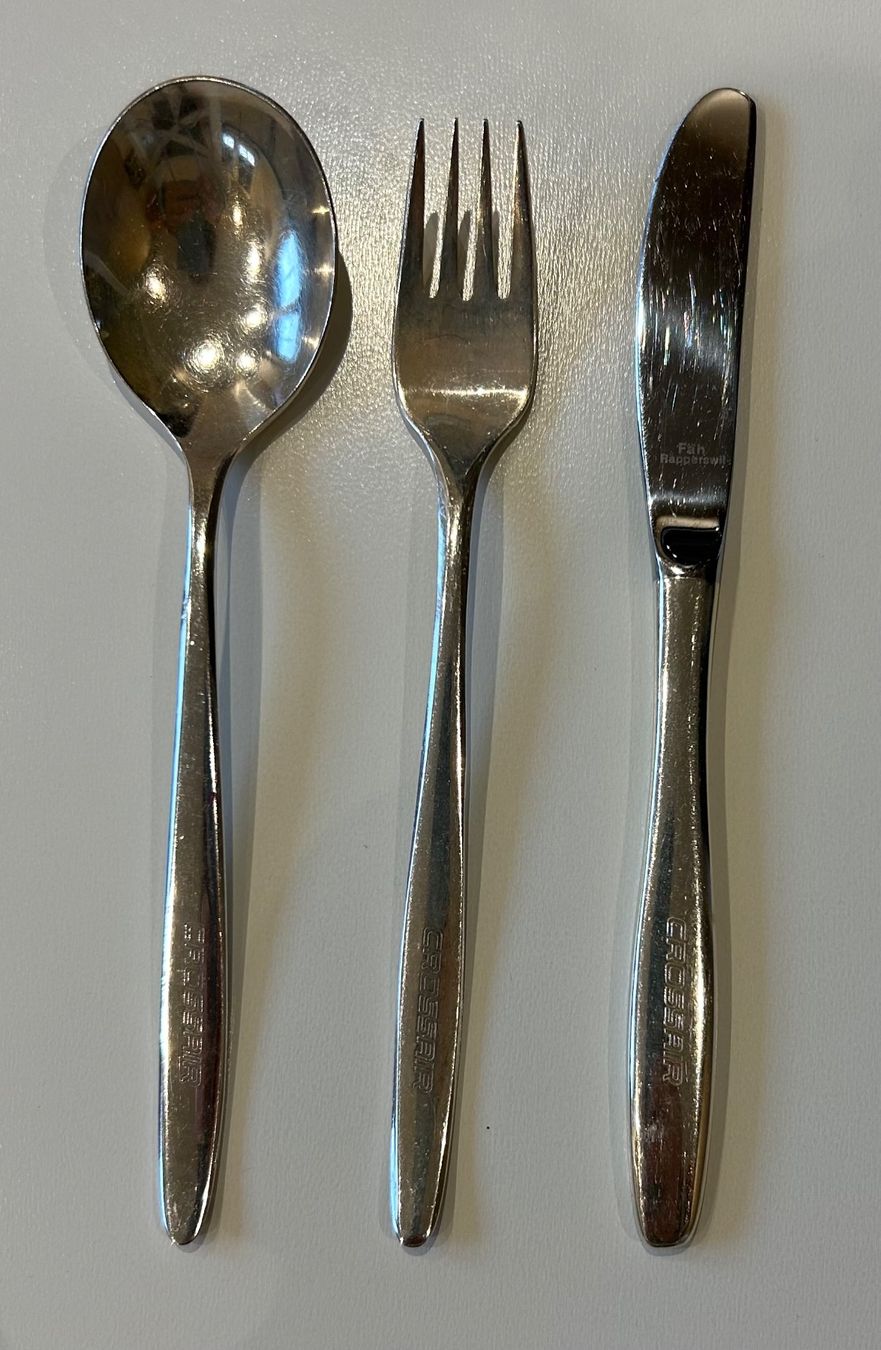 Bestecksets: Crossair-Set, Silber, 1 Messer, 1 Gabel, 1 Löffel – Gebraucht aus Lengnau AG von Mefari 3