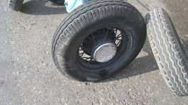 Wire Wheels (Speichenräder) & Hinterachse