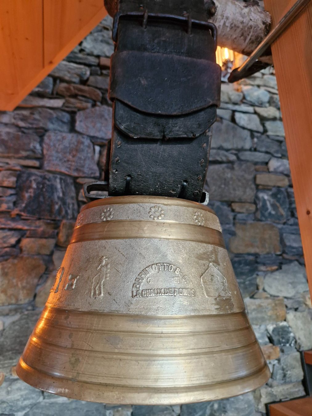Campanacci mucche: Glocke Treichel 1946 – Usato da Guarda venduto da rue_bpd7