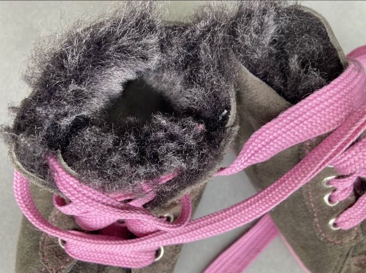 Scarpe per ragazzi: Chaussures fourrés t.17 – Usato da Grolley venduto da laitue_21 2