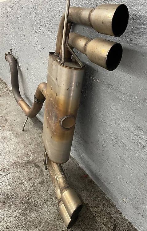 Sportauspuffanlage Edelstahl Bastuck für VW Golf 5 und 6 4