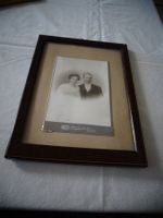 Alter Bilderrahmen mit Foto