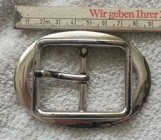 Gürtelschnalle Oval Metall Silberfarben Reptils House 7cm