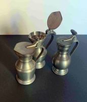 Drei kleine Zinnkannen mit Deckel Set