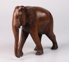 Figur Elefant Holz geschnitzt