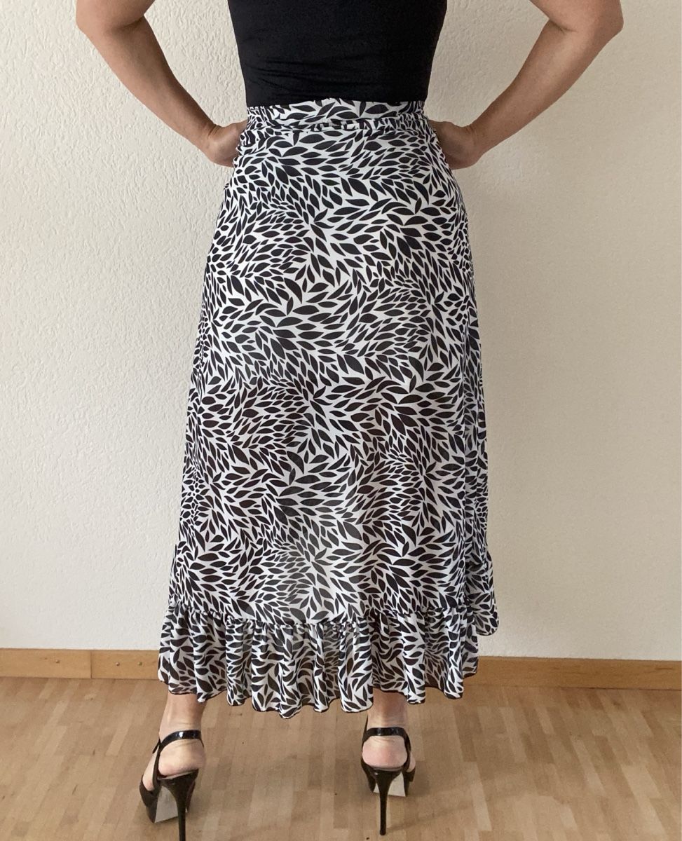 Röcke: New Collection Rock, Grösse S-M – Gebraucht aus Neftenbach von ElenaLo 7