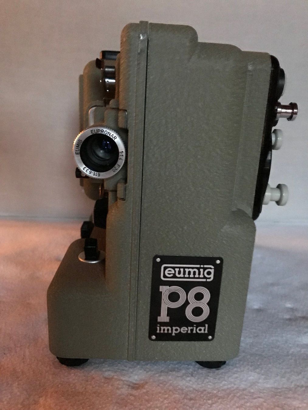 Proiettori: Projecteur Eumig P8 Imperial – Usato da Ste-Croix venduto da BuffetSC 8