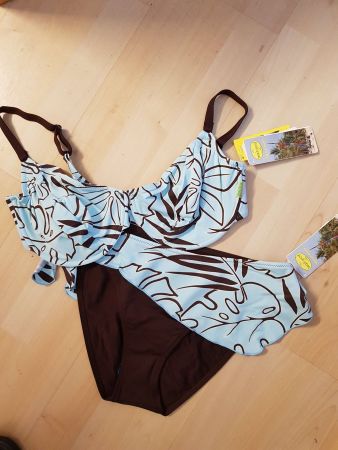 Bikini 38 D Beach Secret