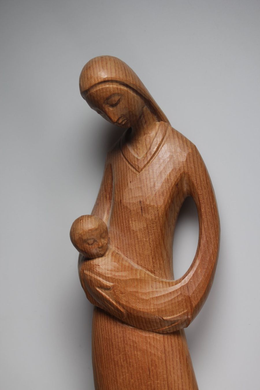 Sculture & Statue: Große Holzskulptur Mutter mit Kind Wendelin Hammerer – Usato da Basel venduto da IRMAundFRED 2
