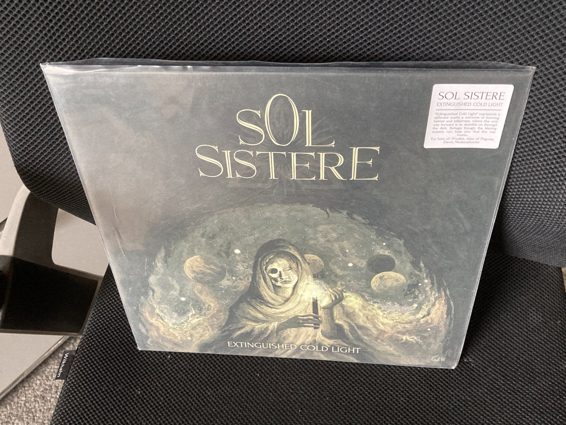Dischi in vinile: SOL SISTERE Extinguished cold light LP Atmosph. Black Metal – Usato da Wiedlisbach venduto da Andrisa