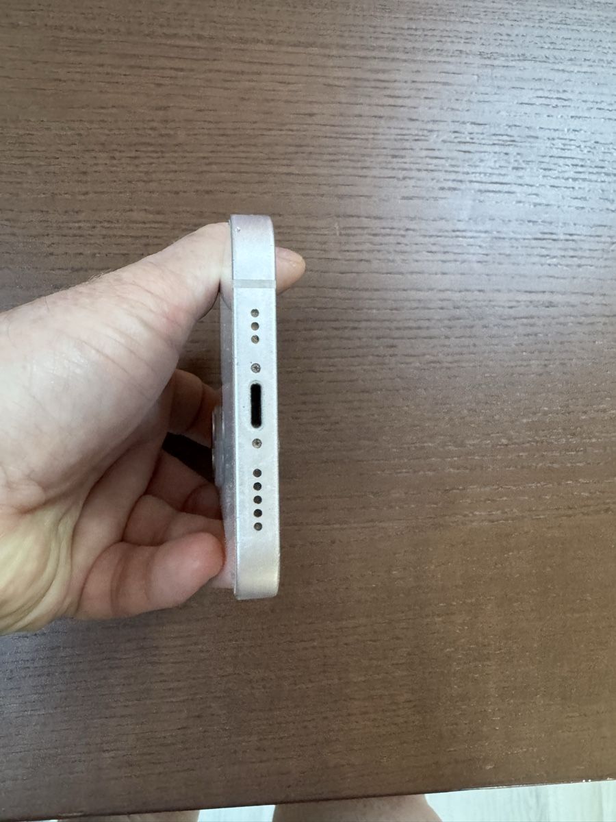 Apple Telefoni cellulari / Smartphones: iPhone 13, 128 GB – Usato da Saxon venduto da Ricob14 4