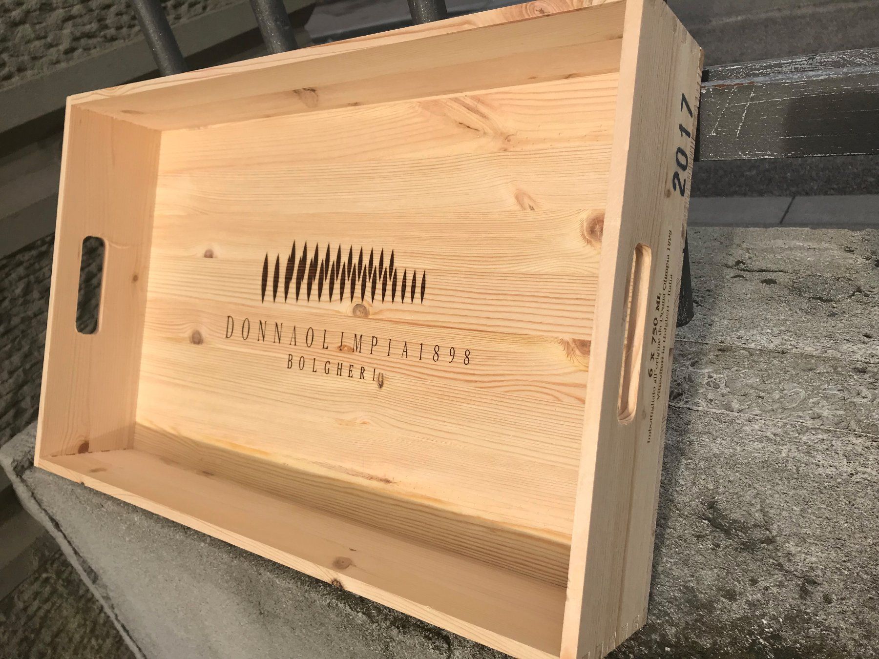Autres: schönes Serviertablett Weinkiste – D'occasion à Zürich par atlantis77 1