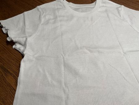 Weisses Sommer T-Shirt mit Rüschen - Neuwertig, Gr. M/L