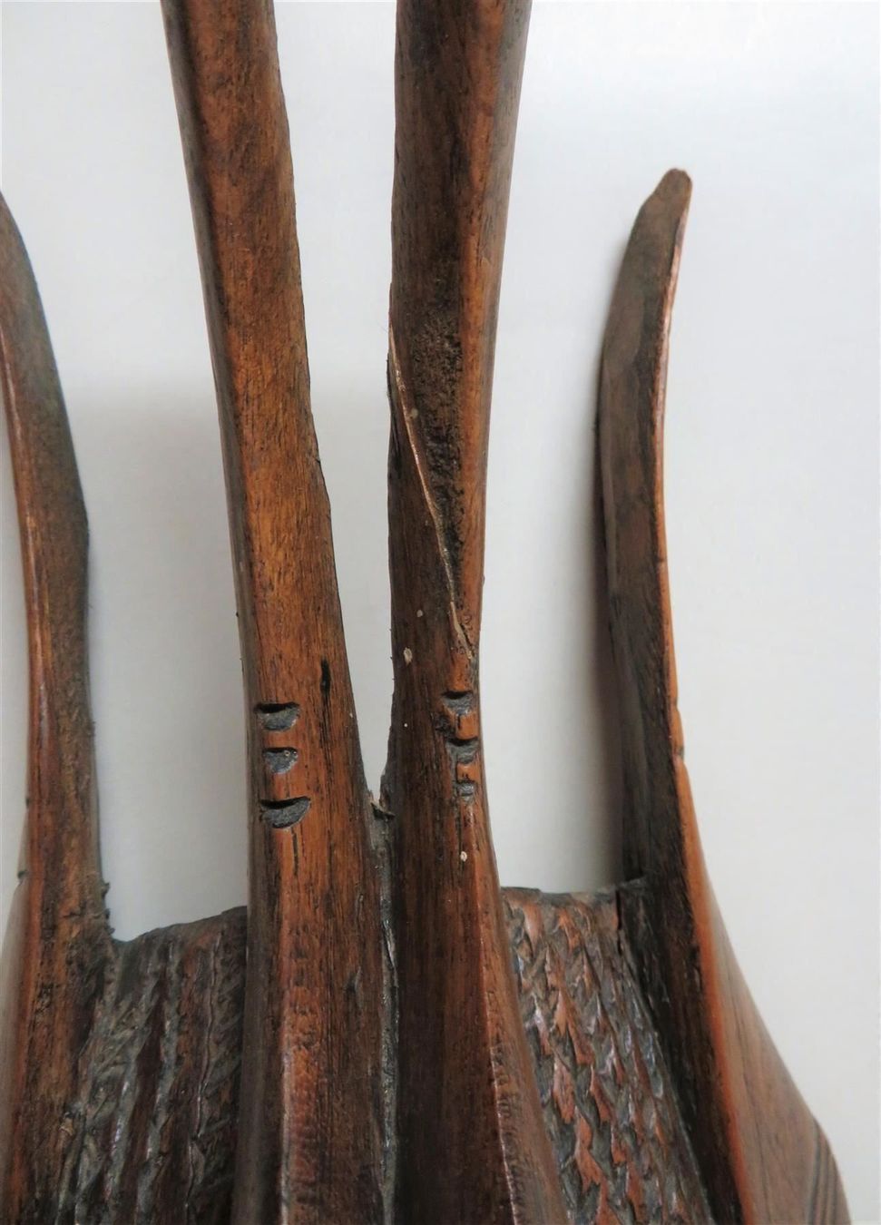 Internationale Kunst: afrikanische Maske Afrika afrikanische Kunst Stammeskunst – Gebraucht aus Tüscherz-Alfermée von Newpad 3
