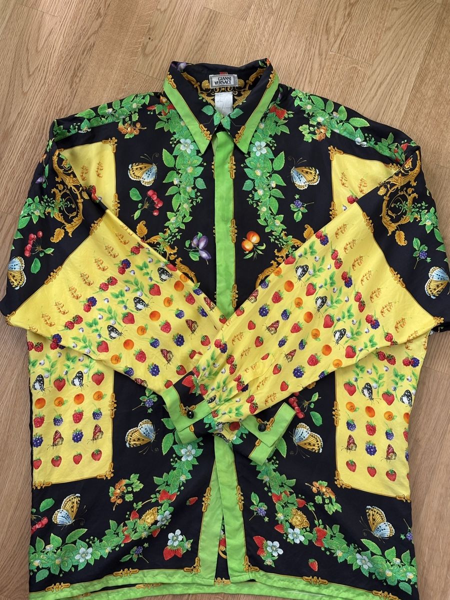 Versace Hemden: Gianni Versace Seidenhemd, Gr. L Original – Gebraucht aus Zürich von Auschra1 2