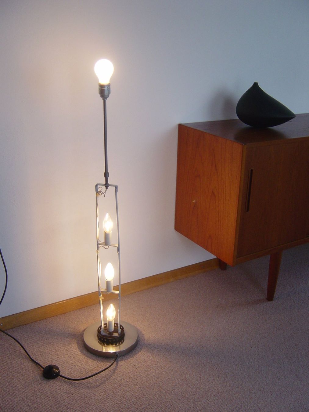 Lampes: Stehlampe – D'occasion à Wil SG par Pin05 5